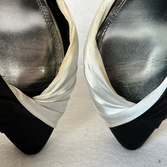 Metaphor Operetta Stiletto Heels - Picture 12 of 15